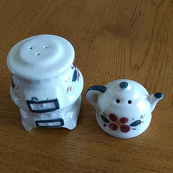 Vtg Teapot Kettle on Stove Salt & Pepper Shakers - Picture 7 of 8